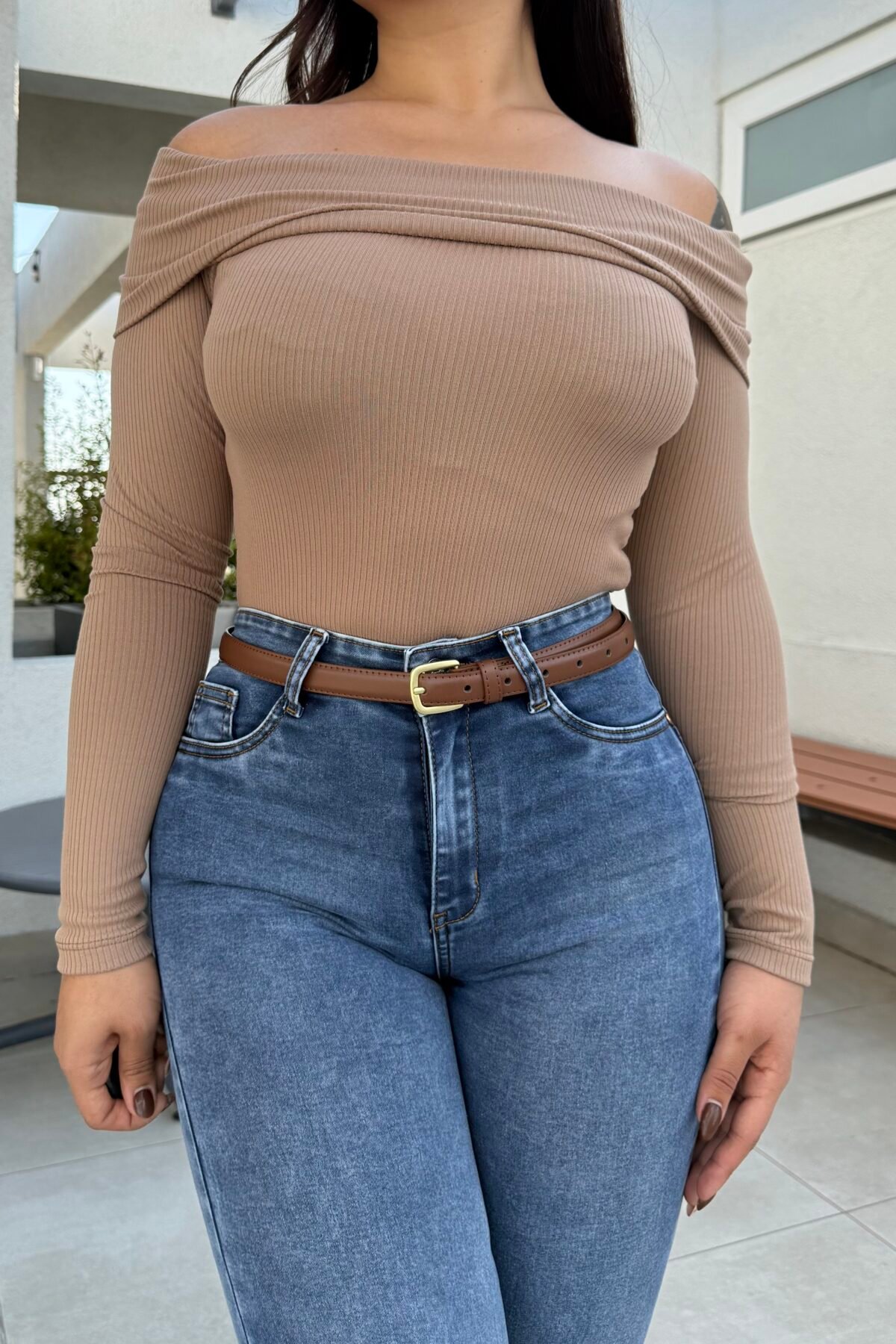 Polera straple color beige elasticada Standar