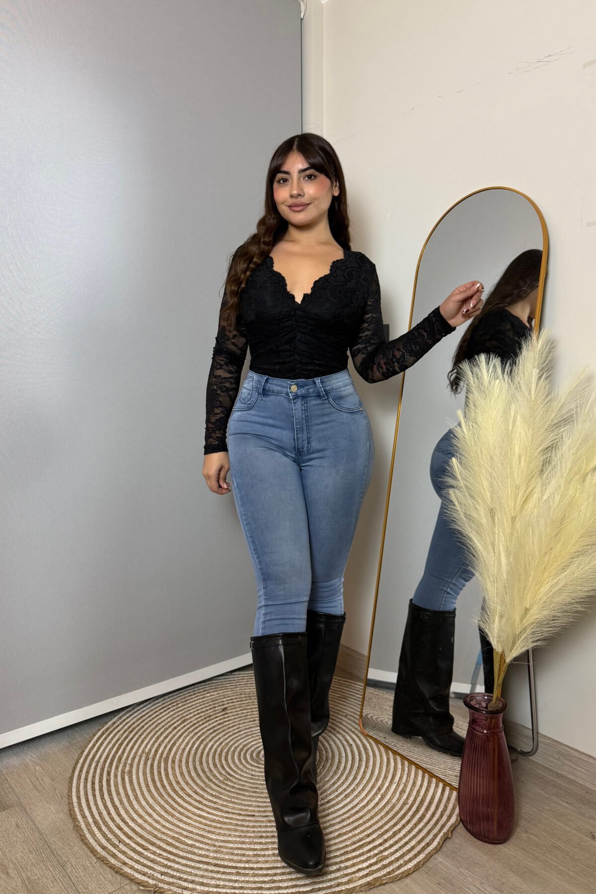Skinny Celeste clásico tiro alto Push up- Emporium Argentina